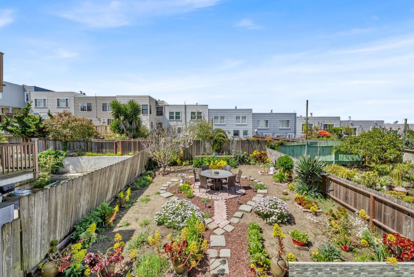 Detail Gallery Image 100 of 110 For 1851 21st Ave, San Francisco,  CA 94122 - 5 Beds | 6/1 Baths