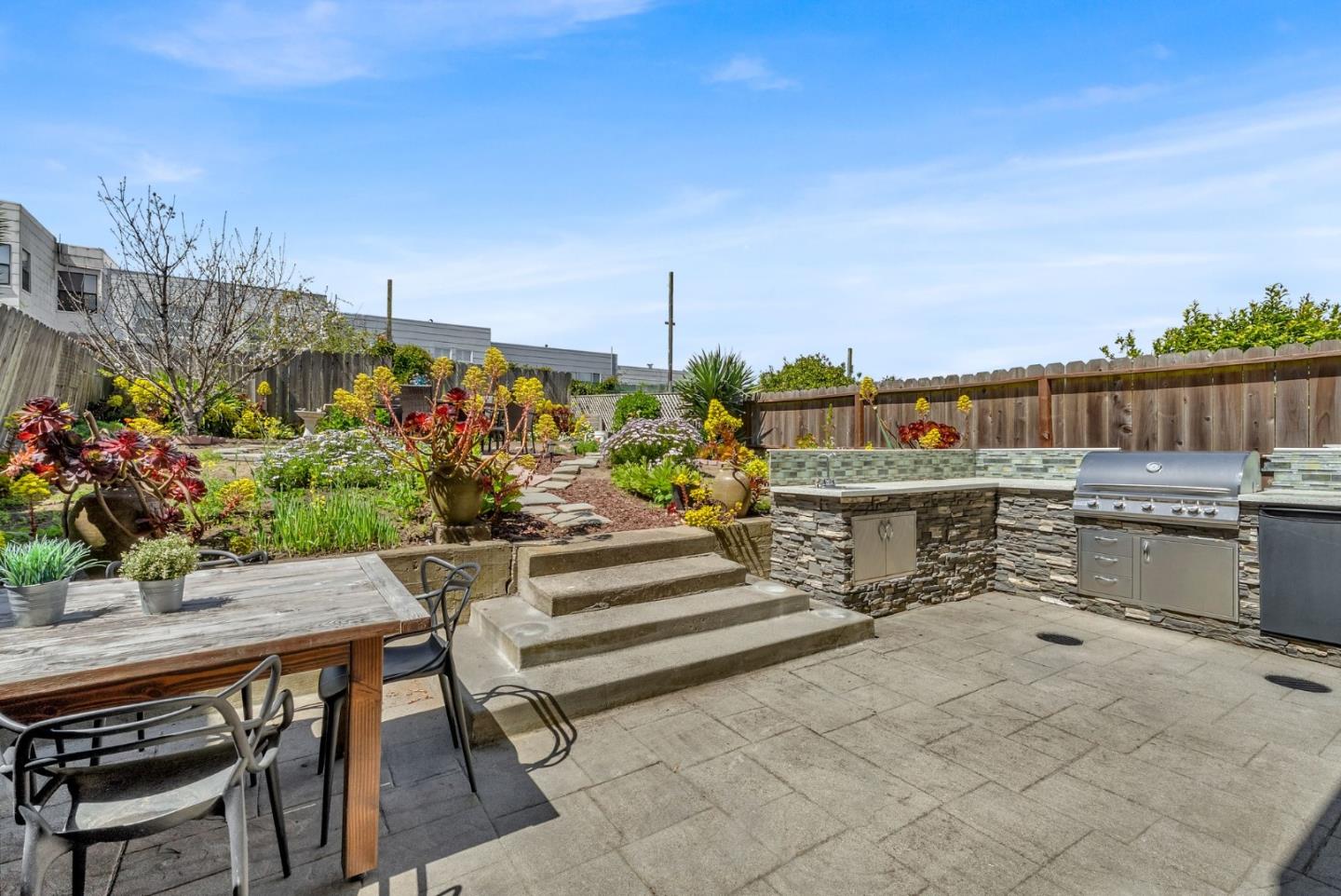Detail Gallery Image 103 of 110 For 1851 21st Ave, San Francisco,  CA 94122 - 5 Beds | 6/1 Baths