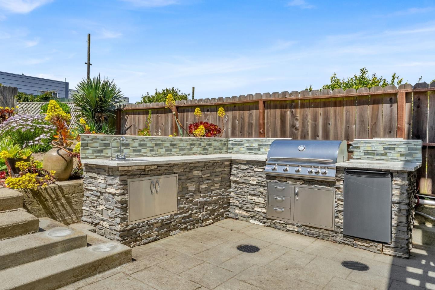 Detail Gallery Image 105 of 110 For 1851 21st Ave, San Francisco,  CA 94122 - 5 Beds | 6/1 Baths