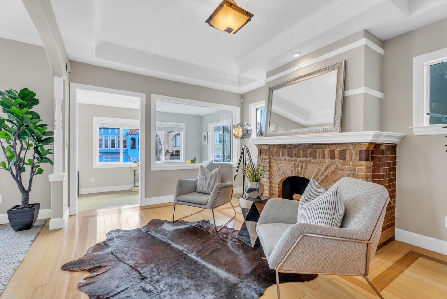 Detail Gallery Image 21 of 110 For 1851 21st Ave, San Francisco,  CA 94122 - 5 Beds | 6/1 Baths