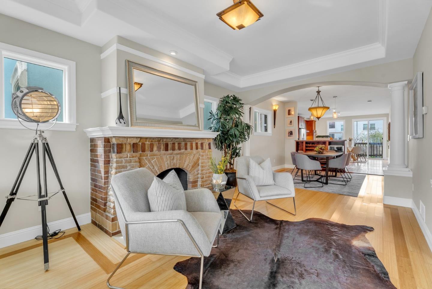 Detail Gallery Image 22 of 110 For 1851 21st Ave, San Francisco,  CA 94122 - 5 Beds | 6/1 Baths