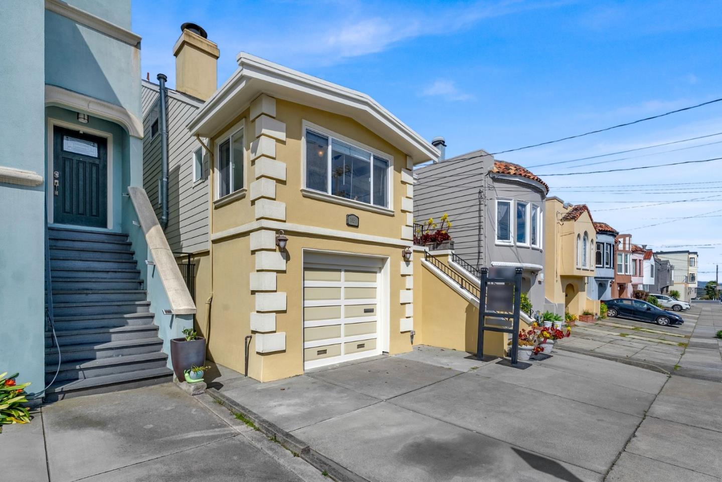 Detail Gallery Image 3 of 110 For 1851 21st Ave, San Francisco,  CA 94122 - 5 Beds | 6/1 Baths