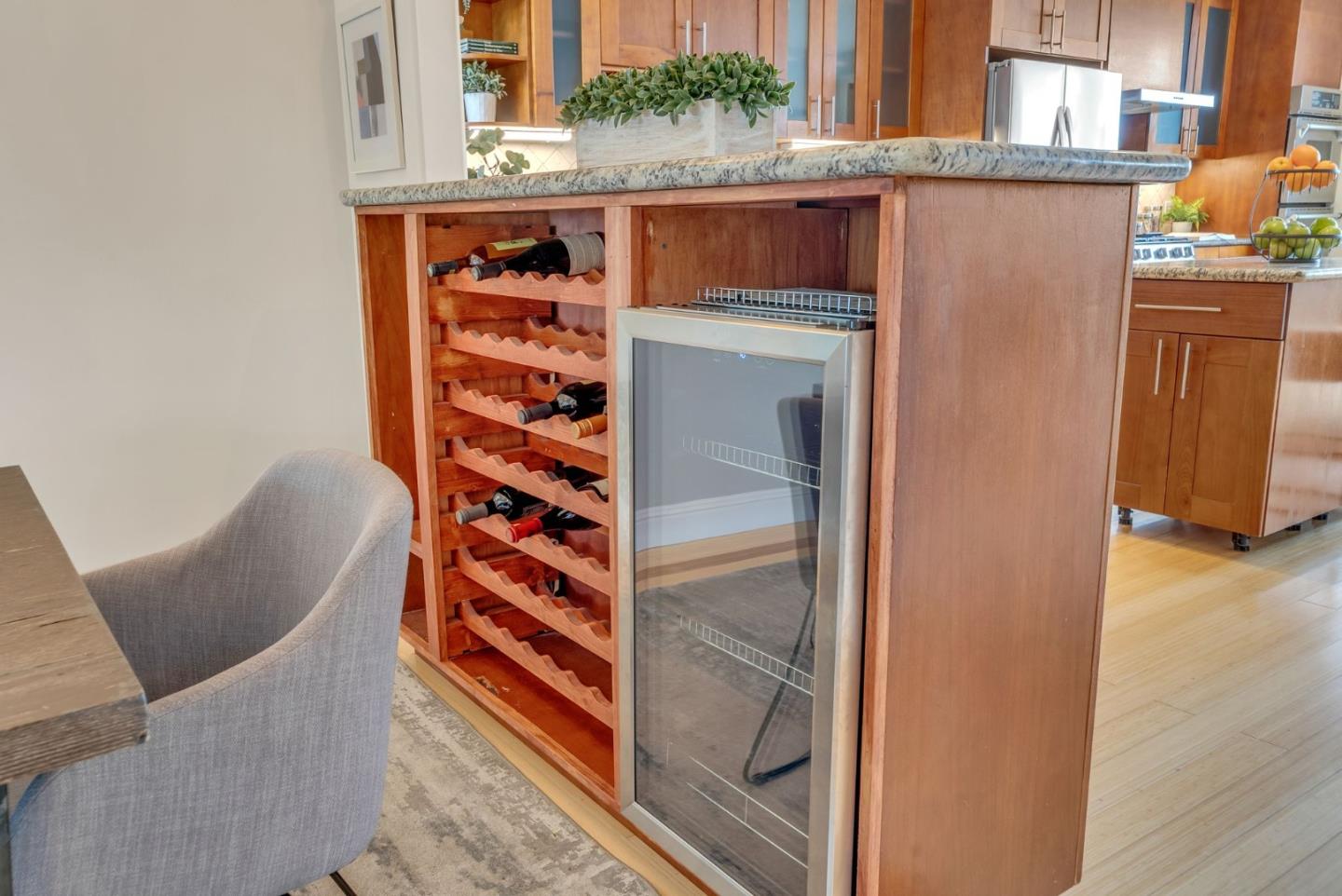 Detail Gallery Image 32 of 110 For 1851 21st Ave, San Francisco,  CA 94122 - 5 Beds | 6/1 Baths
