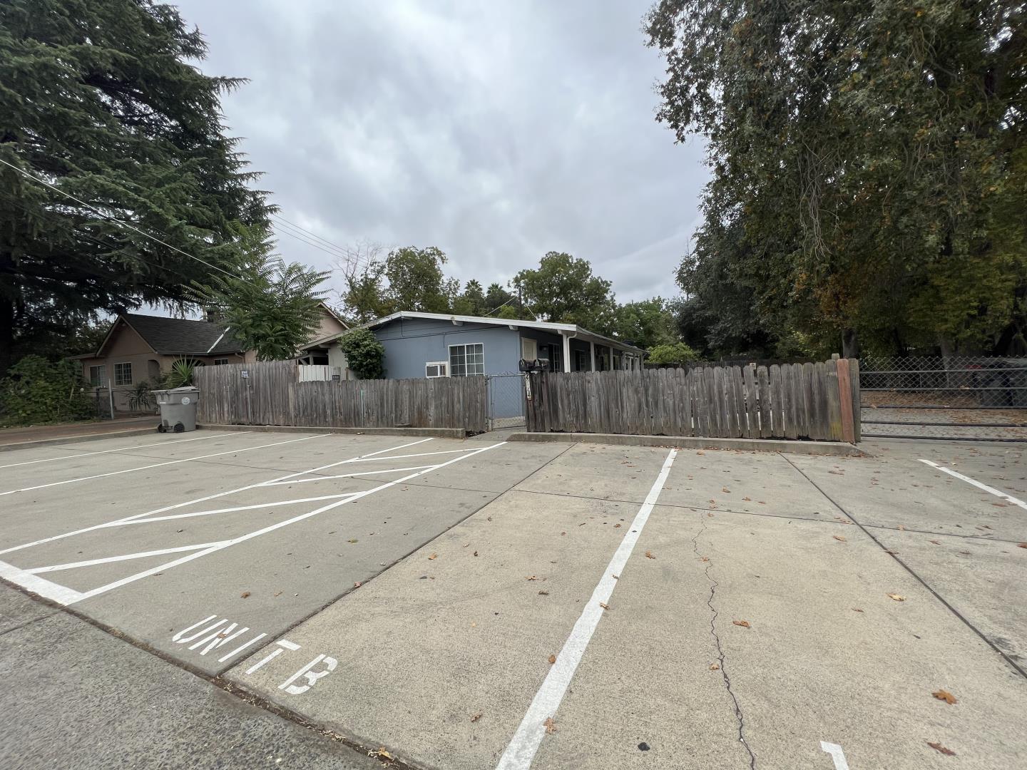 Detail Gallery Image 3 of 9 For 2224 Roanoke Ave, Sacramento,  CA 95838 - – Beds | – Baths