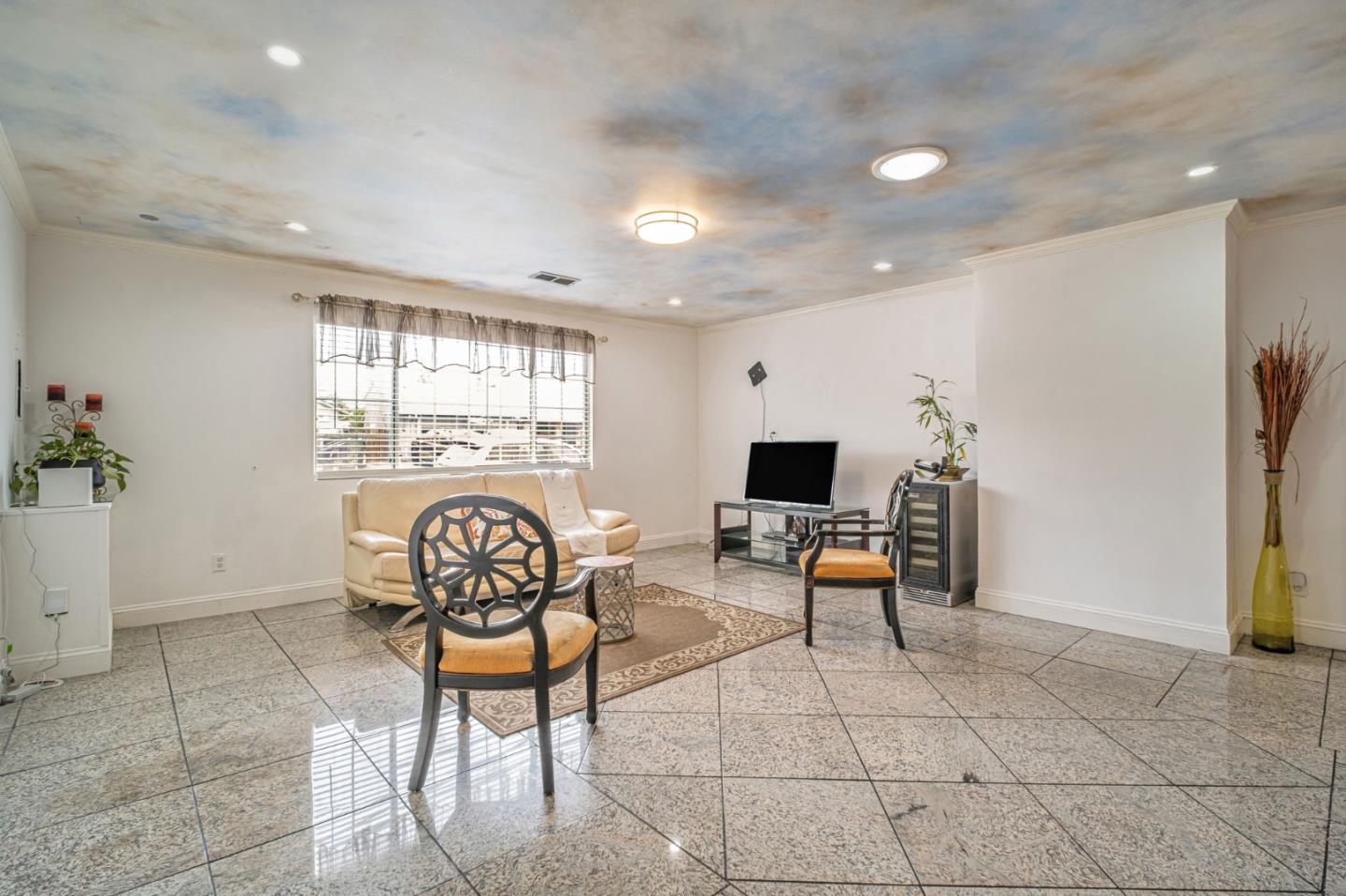 Detail Gallery Image 17 of 34 For 23139 Nevada Rd, Hayward,  CA 94541 - 3 Beds | 2 Baths