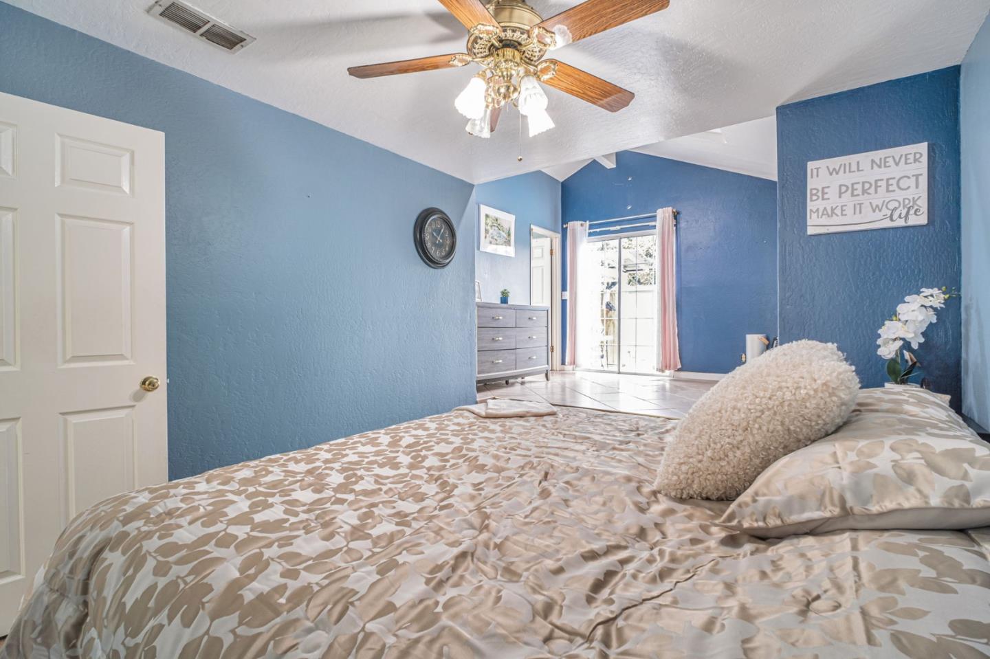 Detail Gallery Image 23 of 34 For 23139 Nevada Rd, Hayward,  CA 94541 - 3 Beds | 2 Baths