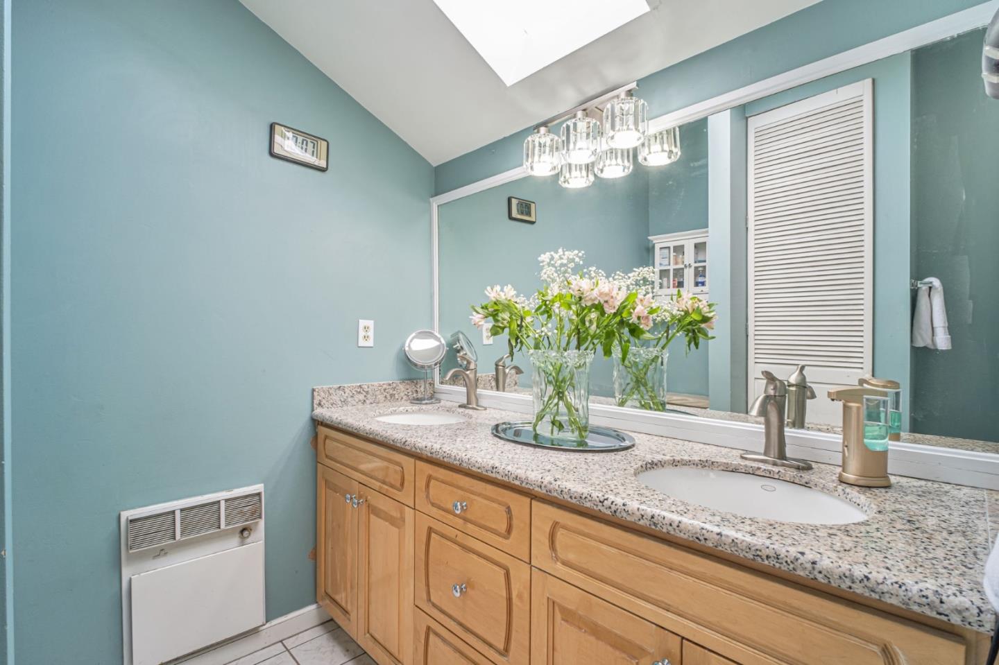 Detail Gallery Image 25 of 34 For 23139 Nevada Rd, Hayward,  CA 94541 - 3 Beds | 2 Baths