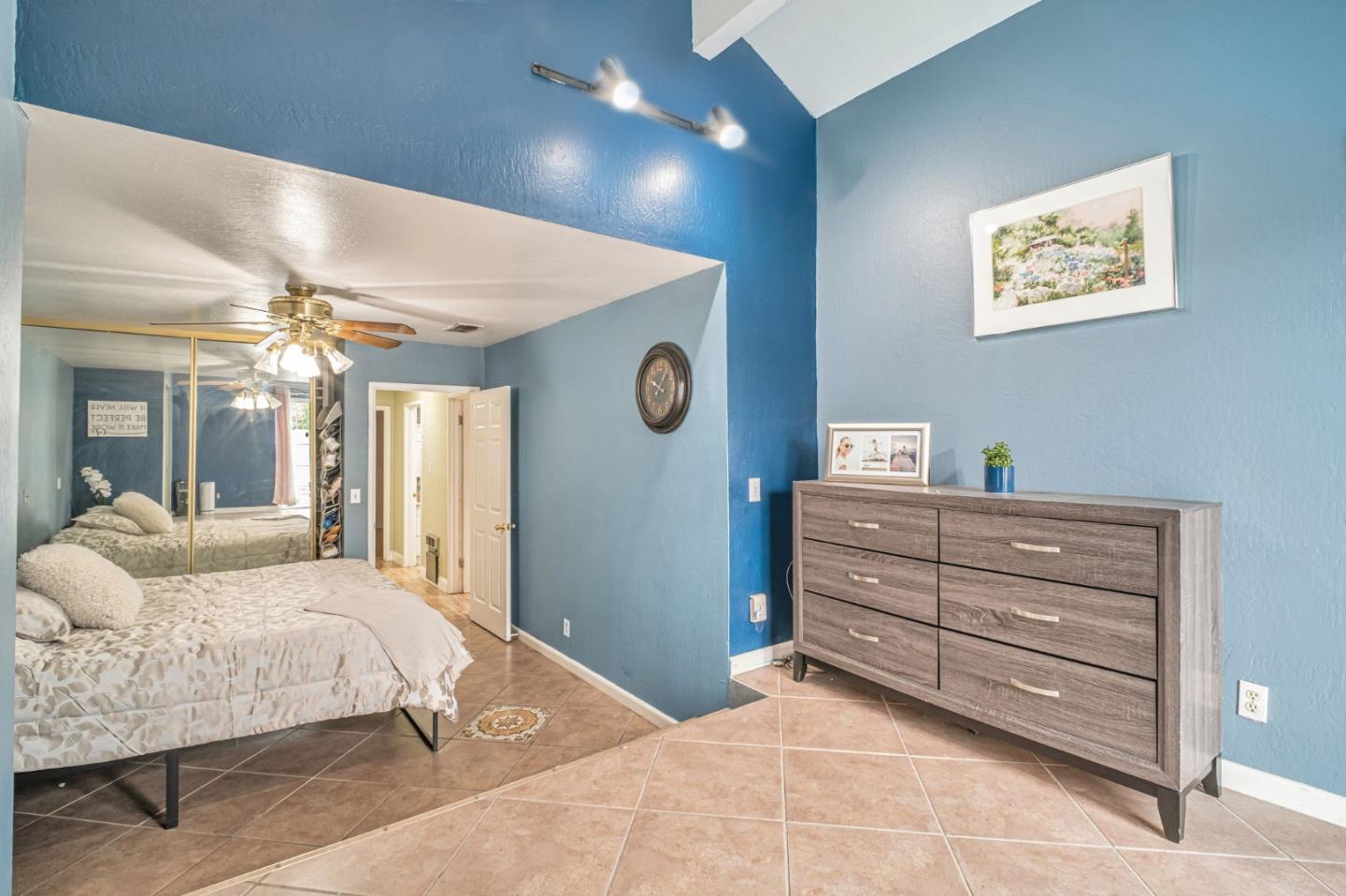 Detail Gallery Image 27 of 34 For 23139 Nevada Rd, Hayward,  CA 94541 - 3 Beds | 2 Baths