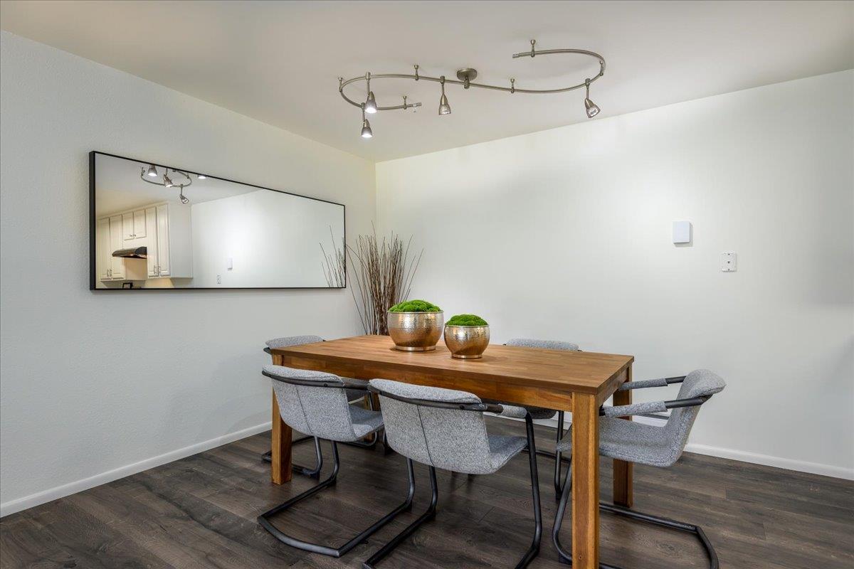 Detail Gallery Image 6 of 25 For 1031 Cherry Ave #33,  San Bruno,  CA 94066 - 3 Beds | 2 Baths