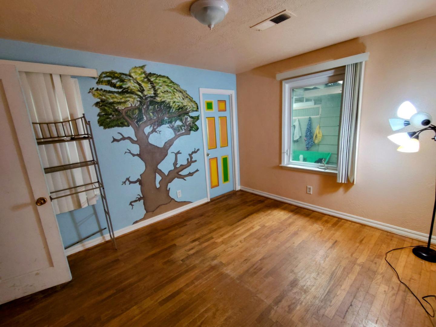 Detail Gallery Image 23 of 42 For 230 Paloma Ave, Salinas,  CA 93905 - 4 Beds | 4 Baths
