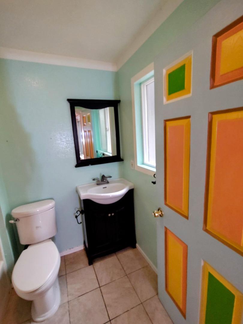 Detail Gallery Image 25 of 42 For 230 Paloma Ave, Salinas,  CA 93905 - 4 Beds | 4 Baths