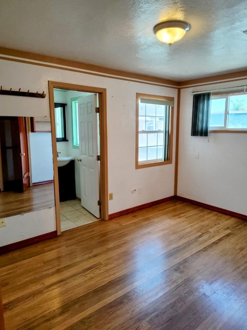 Detail Gallery Image 27 of 42 For 230 Paloma Ave, Salinas,  CA 93905 - 4 Beds | 4 Baths
