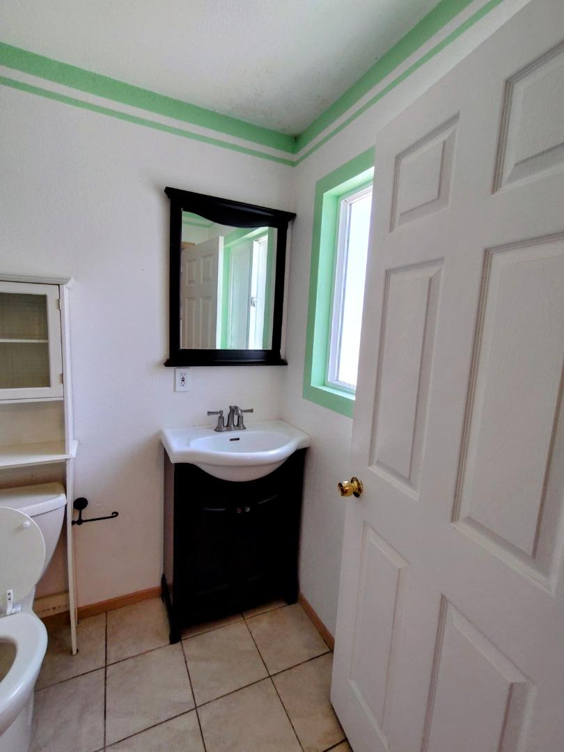 Detail Gallery Image 28 of 42 For 230 Paloma Ave, Salinas,  CA 93905 - 4 Beds | 4 Baths
