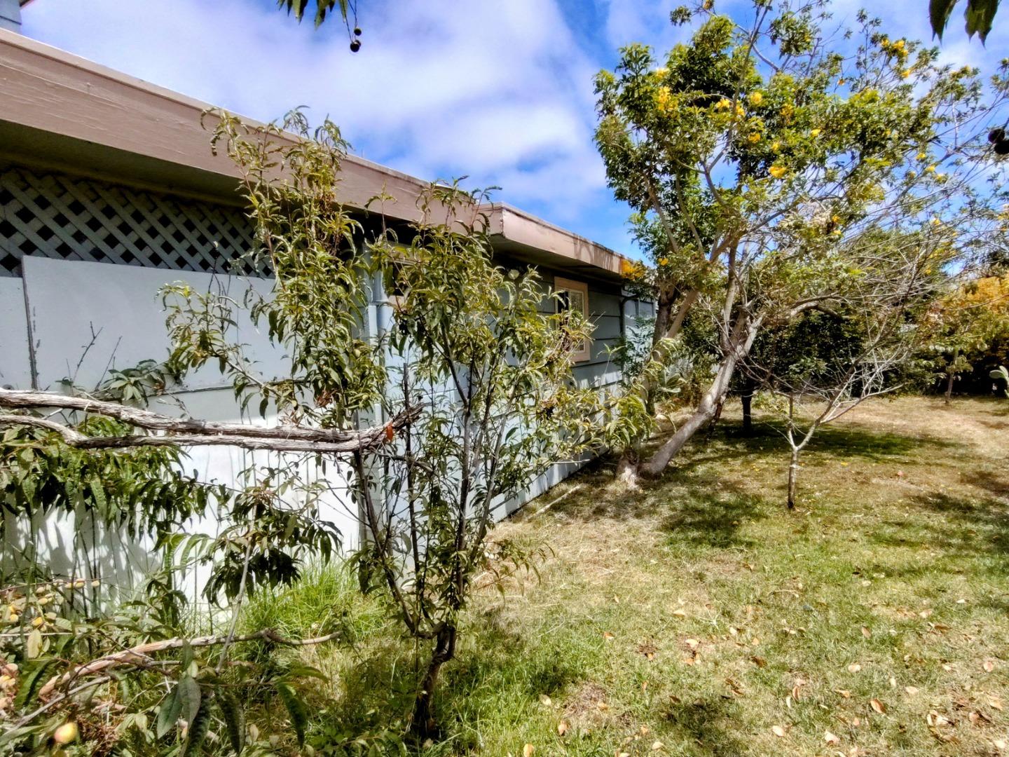 Detail Gallery Image 37 of 42 For 230 Paloma Ave, Salinas,  CA 93905 - 4 Beds | 4 Baths