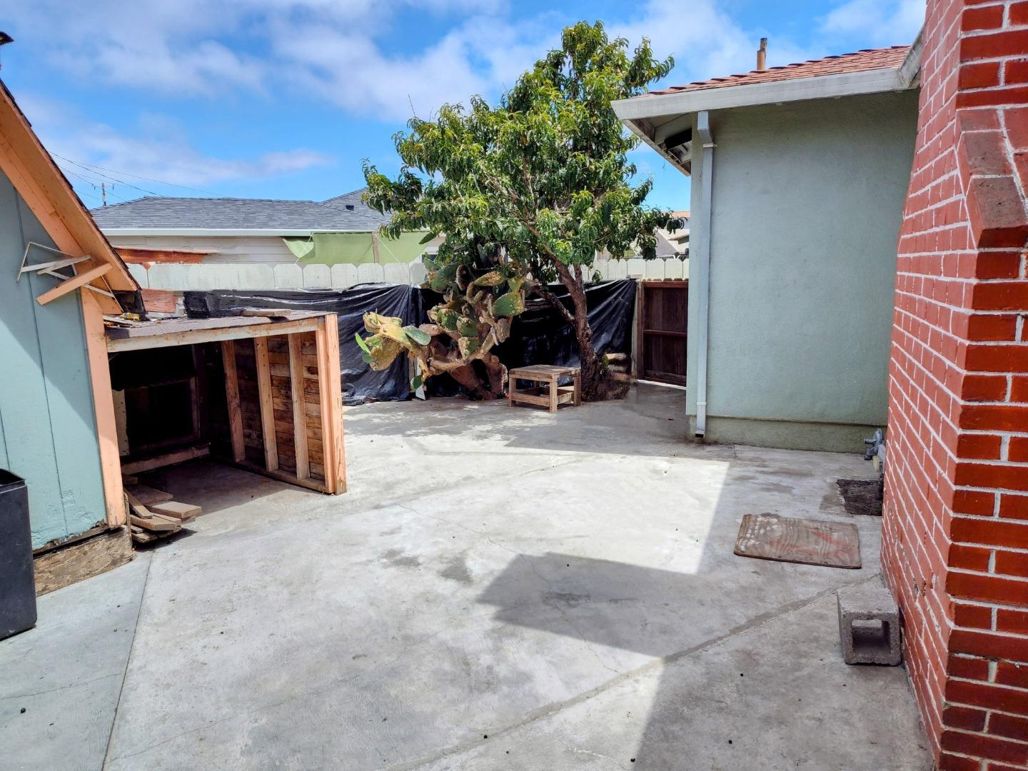 Detail Gallery Image 39 of 42 For 230 Paloma Ave, Salinas,  CA 93905 - 4 Beds | 4 Baths