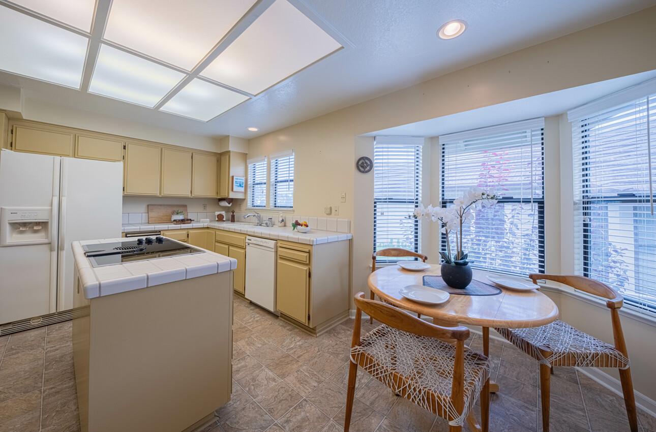 Detail Gallery Image 16 of 50 For 3016 Ransford Cir, Pacific Grove,  CA 93950 - 3 Beds | 3 Baths