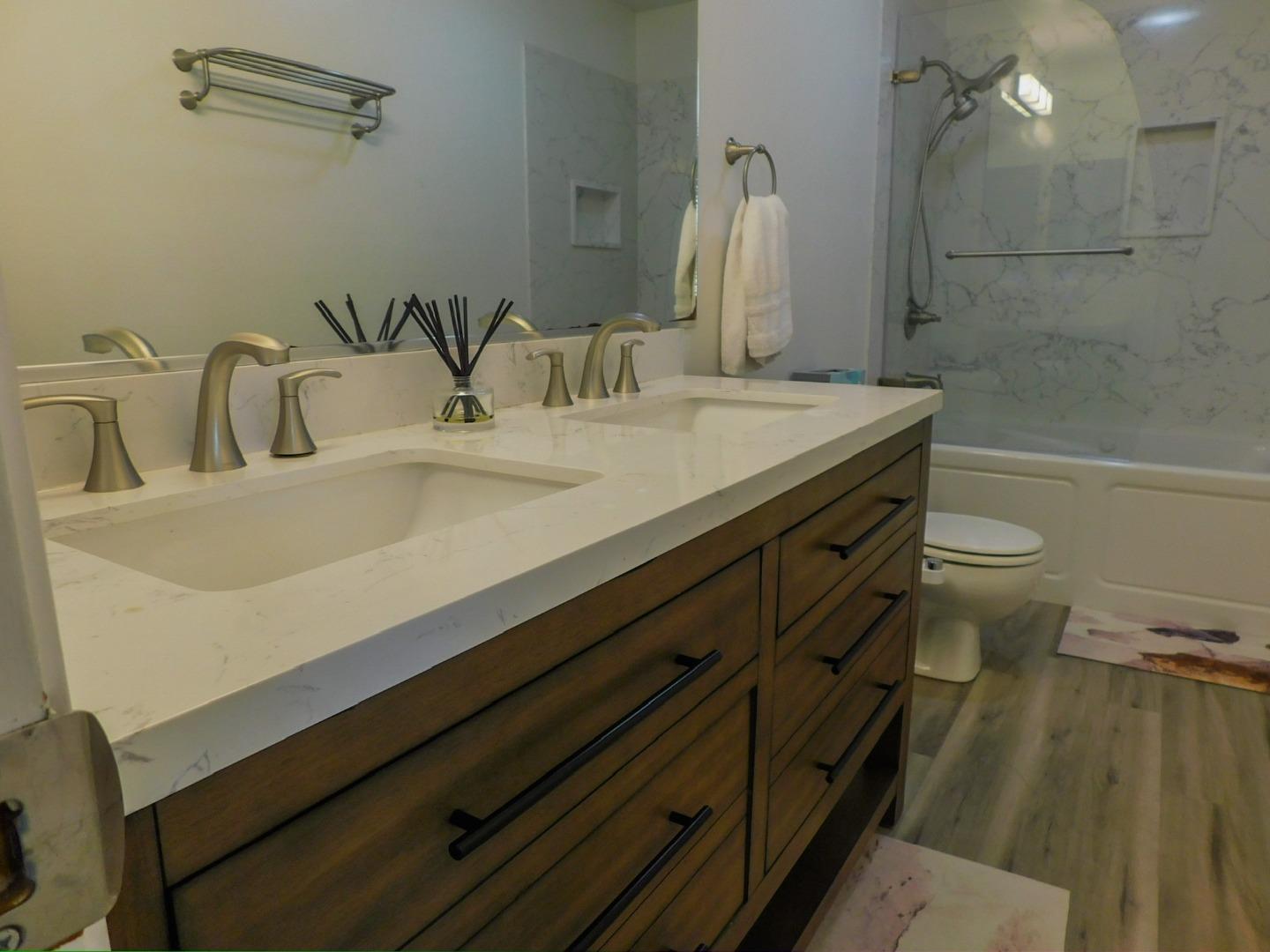 Detail Gallery Image 10 of 31 For 112 Parkview Ln, Napa,  CA 94558 - 3 Beds | 2 Baths