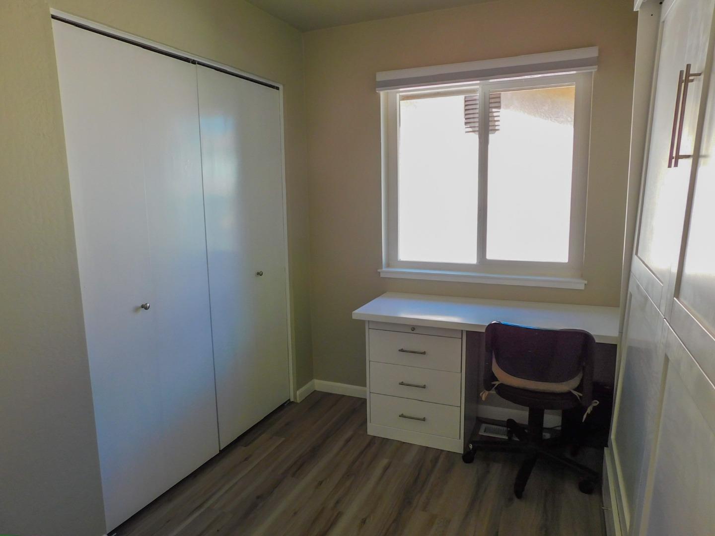 Detail Gallery Image 13 of 31 For 112 Parkview Ln, Napa,  CA 94558 - 3 Beds | 2 Baths