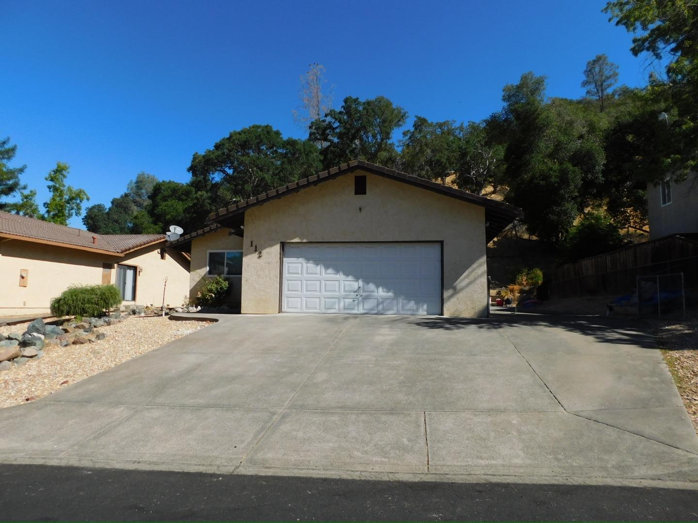 Detail Gallery Image 2 of 31 For 112 Parkview Ln, Napa,  CA 94558 - 3 Beds | 2 Baths