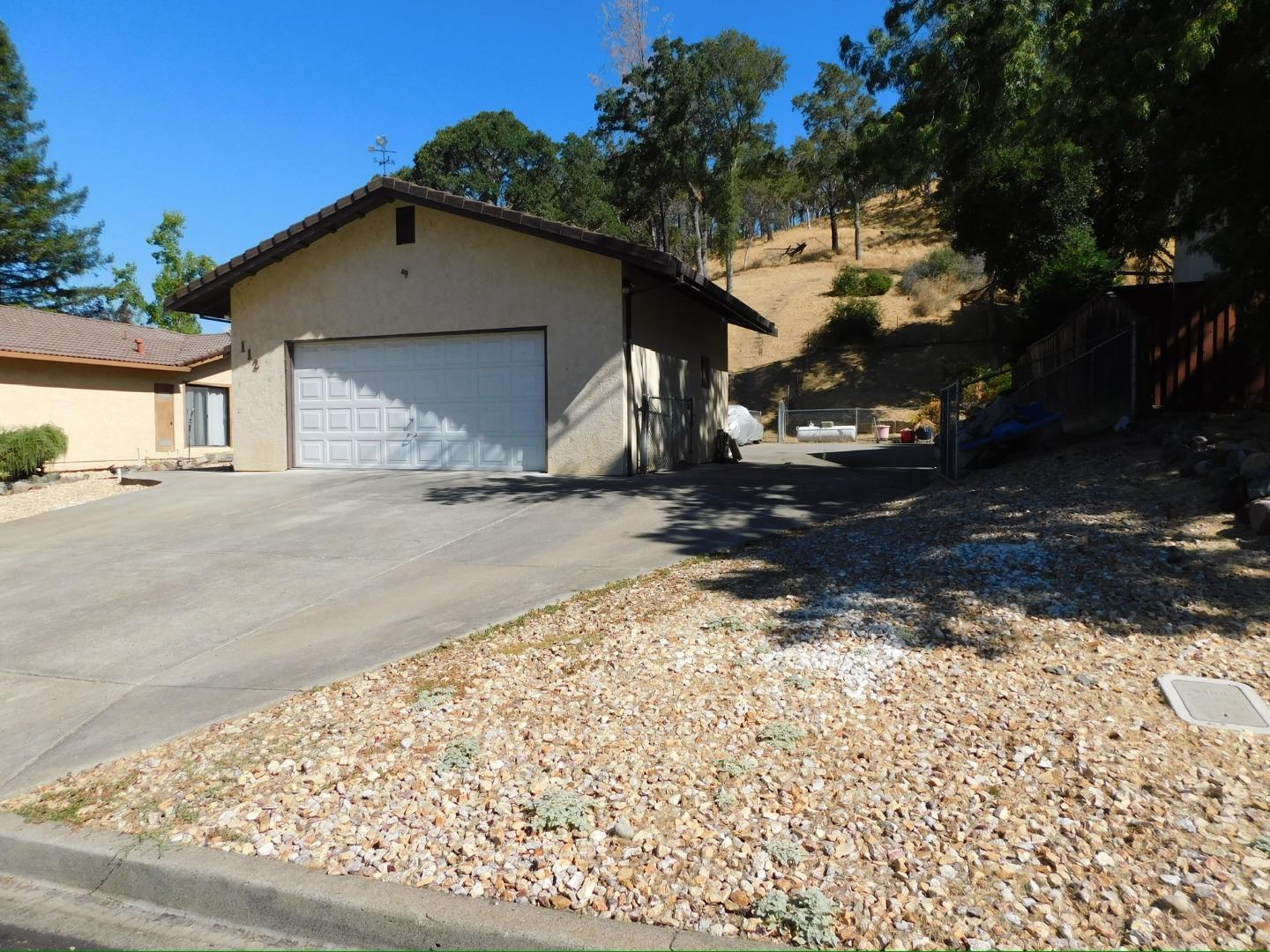 Detail Gallery Image 3 of 31 For 112 Parkview Ln, Napa,  CA 94558 - 3 Beds | 2 Baths
