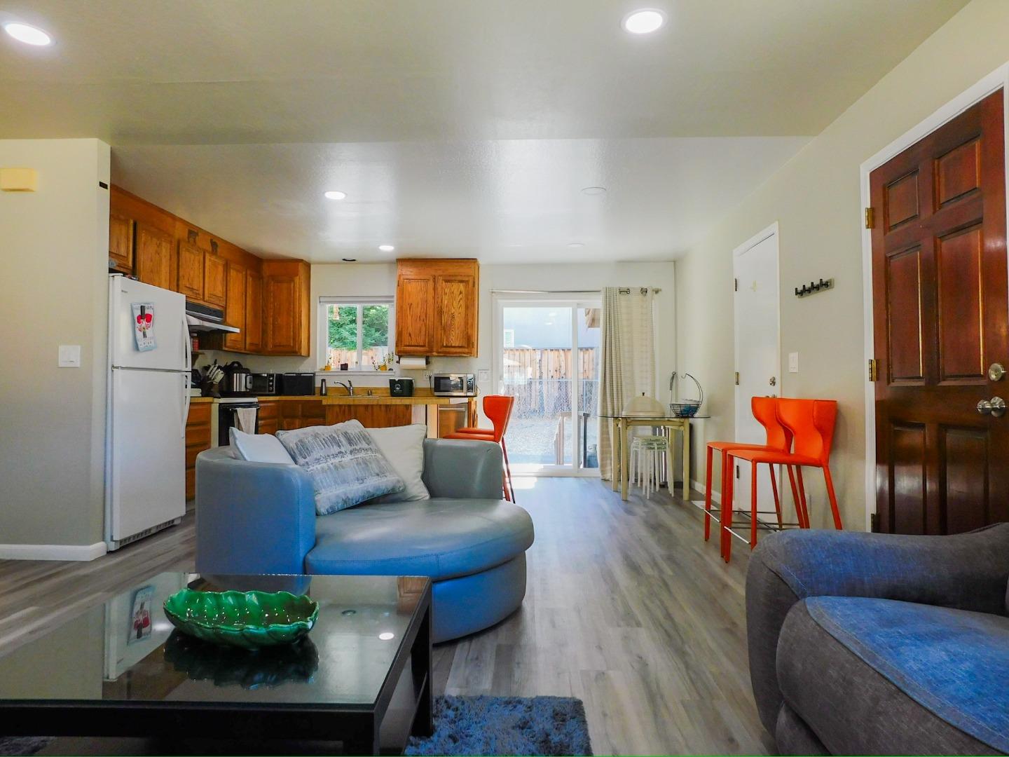 Detail Gallery Image 6 of 31 For 112 Parkview Ln, Napa,  CA 94558 - 3 Beds | 2 Baths