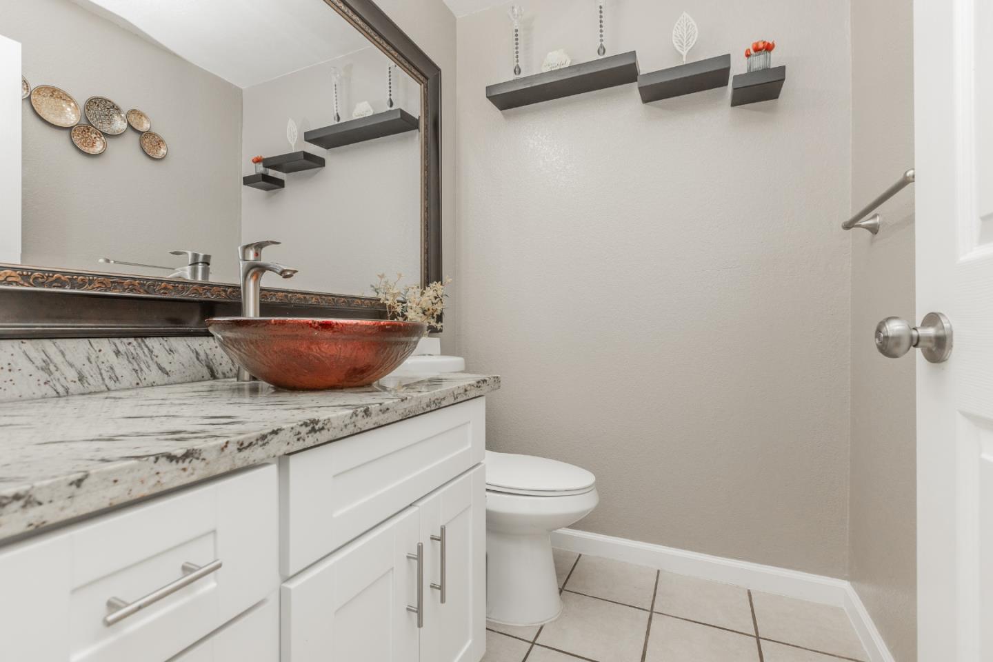 Detail Gallery Image 15 of 34 For 4231 Hanford St, Union City,  CA 94587 - 3 Beds | 2/1 Baths