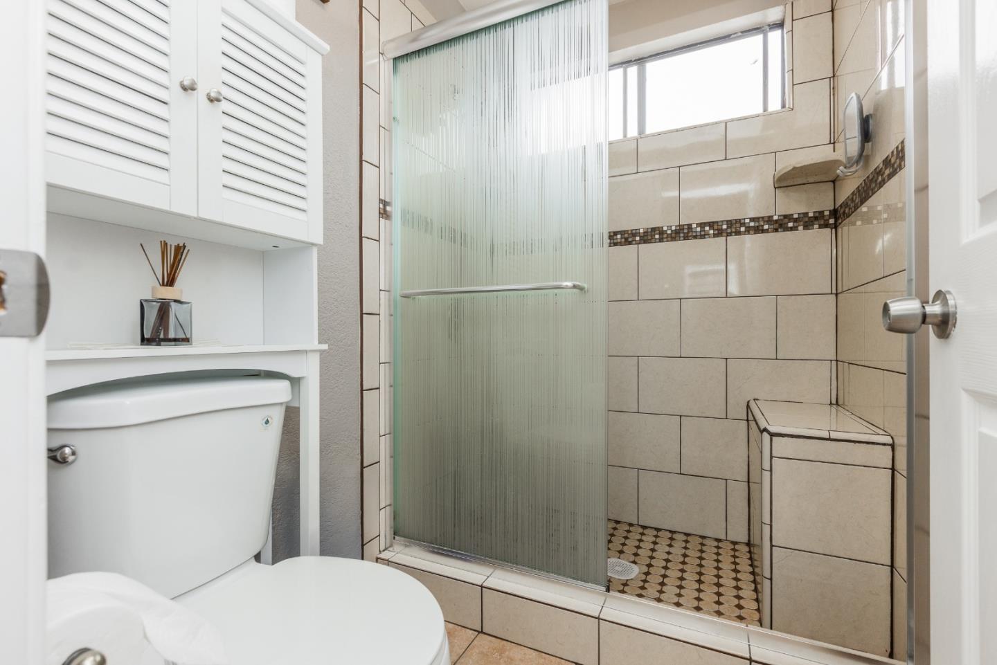 Detail Gallery Image 19 of 34 For 4231 Hanford St, Union City,  CA 94587 - 3 Beds | 2/1 Baths