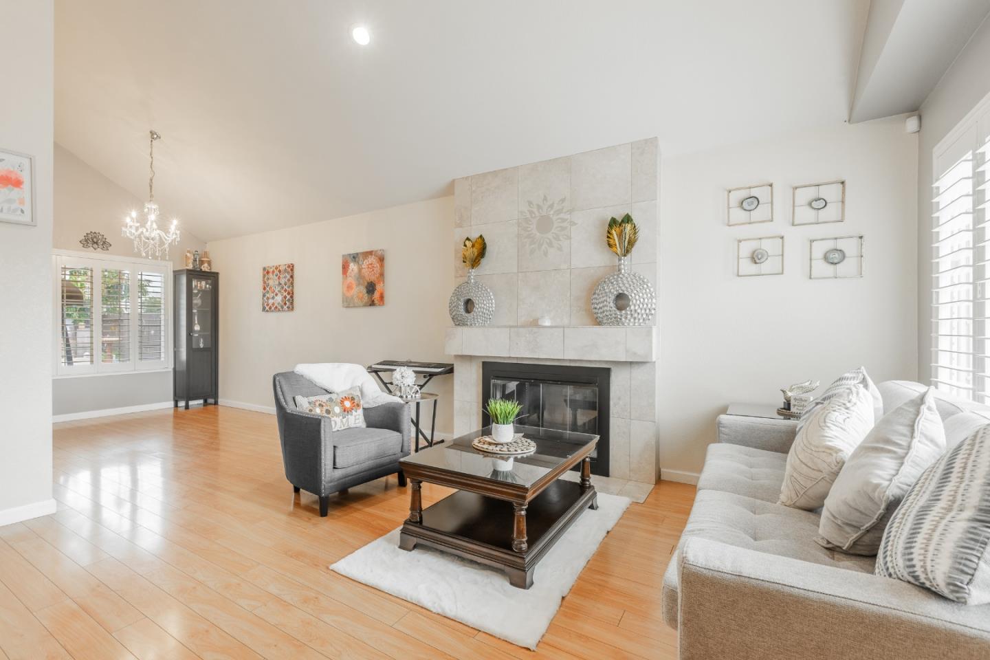 Detail Gallery Image 7 of 34 For 4231 Hanford St, Union City,  CA 94587 - 3 Beds | 2/1 Baths