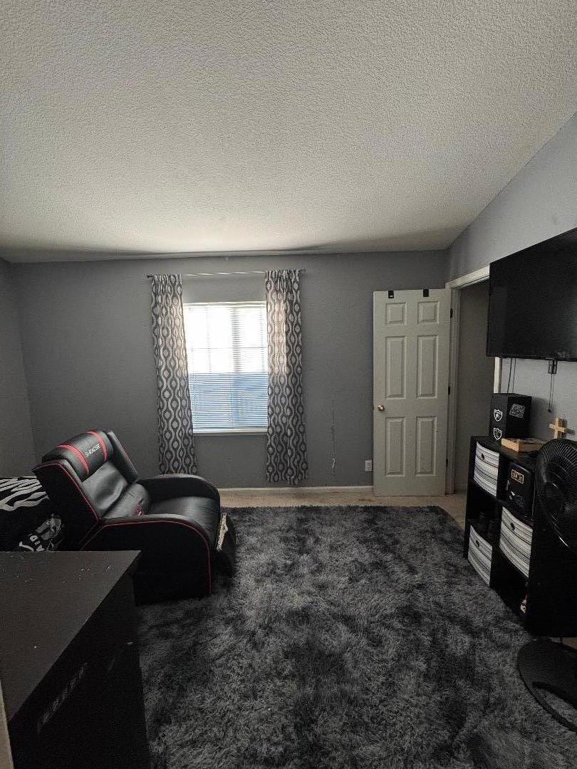 Detail Gallery Image 8 of 9 For 555 Umbarger Rd #43,  San Jose,  CA 95111 - 2 Beds | 2 Baths