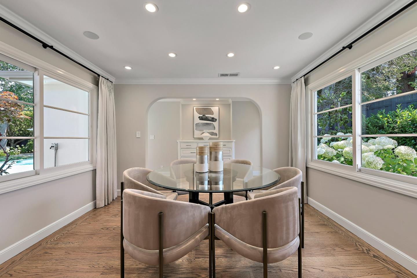 Detail Gallery Image 18 of 64 For 1715 Forest View Ave, Hillsborough,  CA 94010 - 5 Beds | 5 Baths