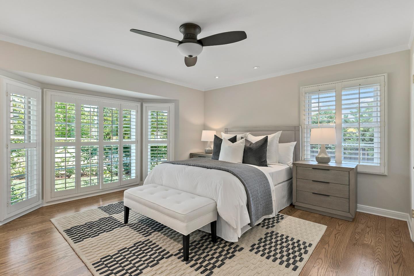 Detail Gallery Image 24 of 64 For 1715 Forest View Ave, Hillsborough,  CA 94010 - 5 Beds | 5 Baths