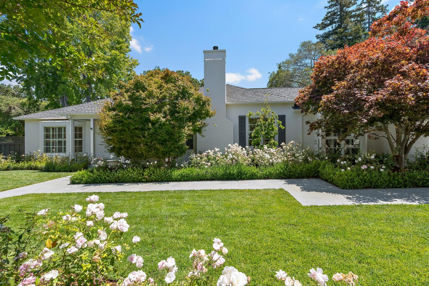 Detail Gallery Image 3 of 64 For 1715 Forest View Ave, Hillsborough,  CA 94010 - 5 Beds | 5 Baths