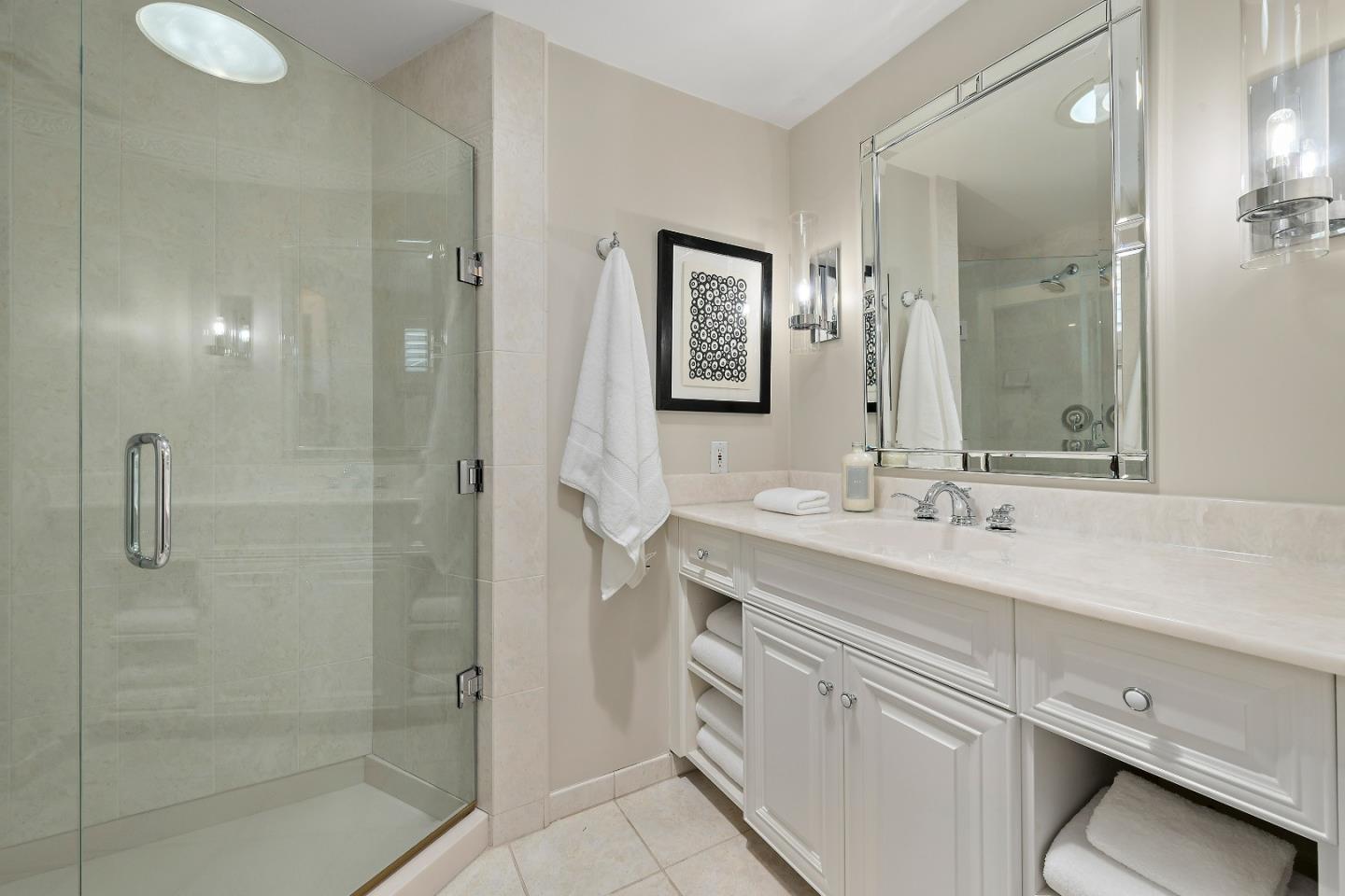 Detail Gallery Image 33 of 64 For 1715 Forest View Ave, Hillsborough,  CA 94010 - 5 Beds | 5 Baths