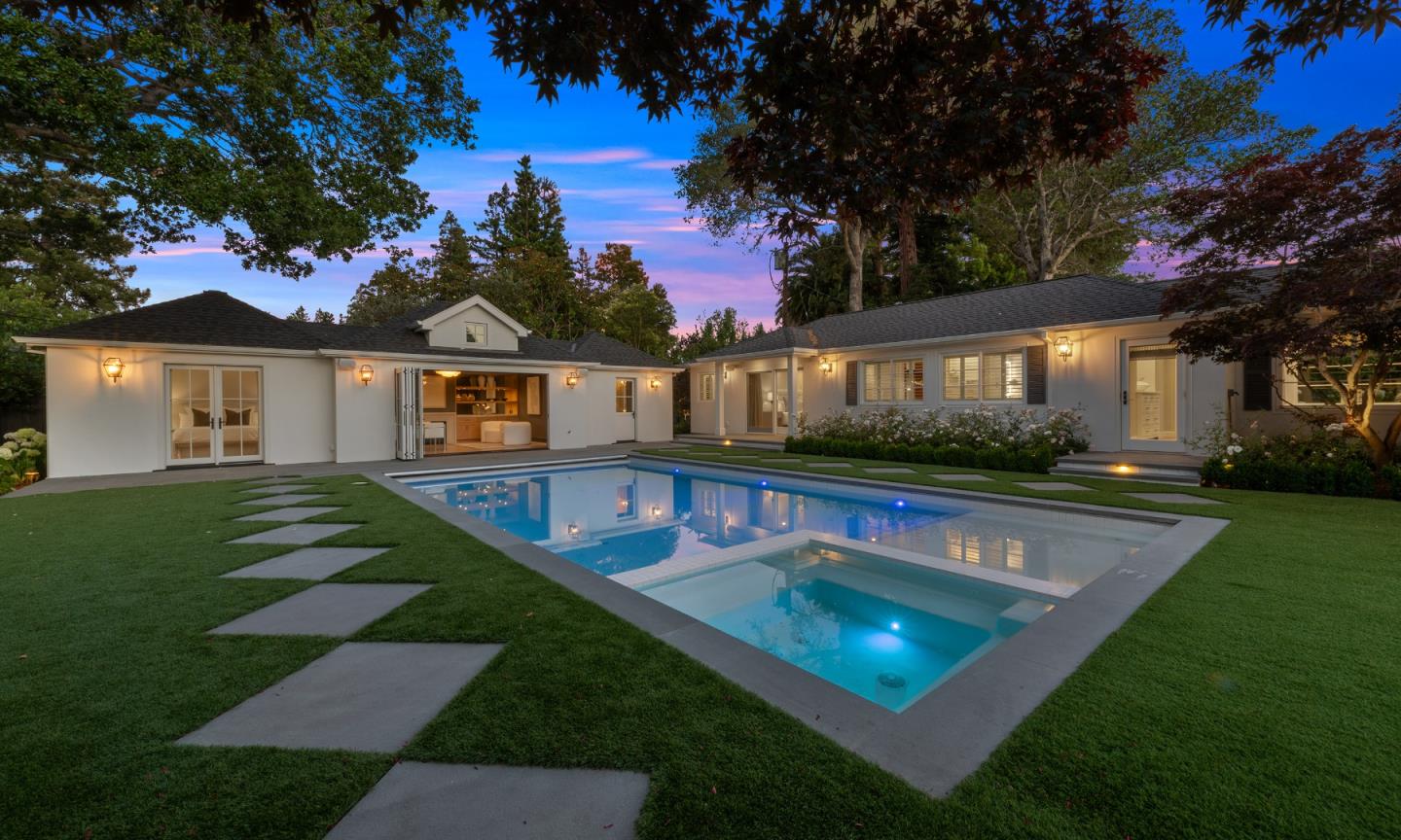 Detail Gallery Image 37 of 64 For 1715 Forest View Ave, Hillsborough,  CA 94010 - 5 Beds | 5 Baths