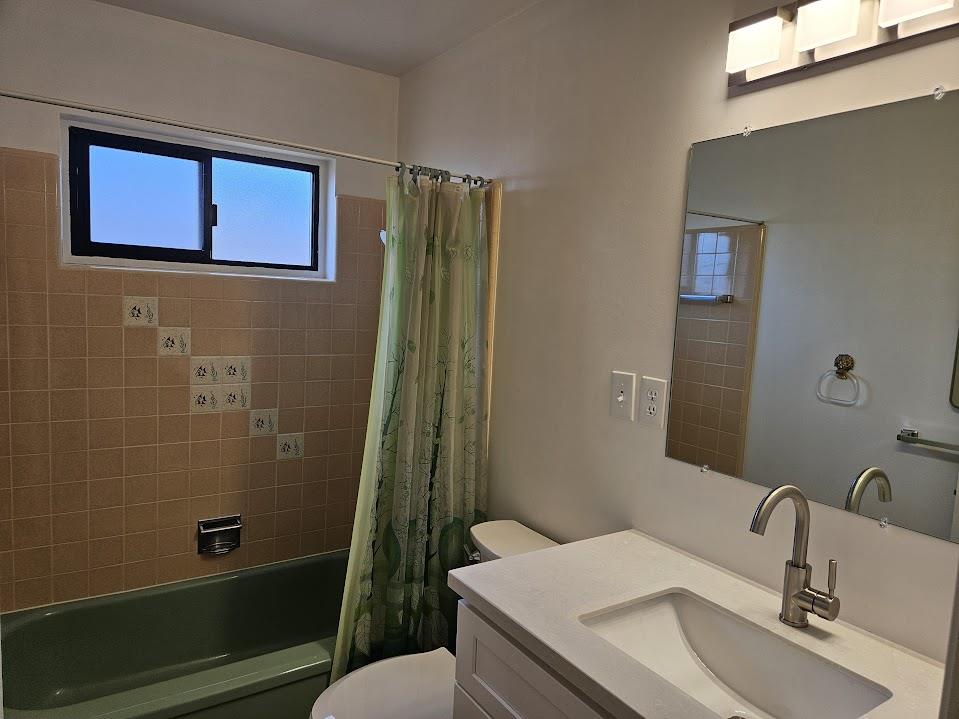 Detail Gallery Image 11 of 23 For 3411 Crestmoor Dr, San Bruno,  CA 94066 - 3 Beds | 2 Baths