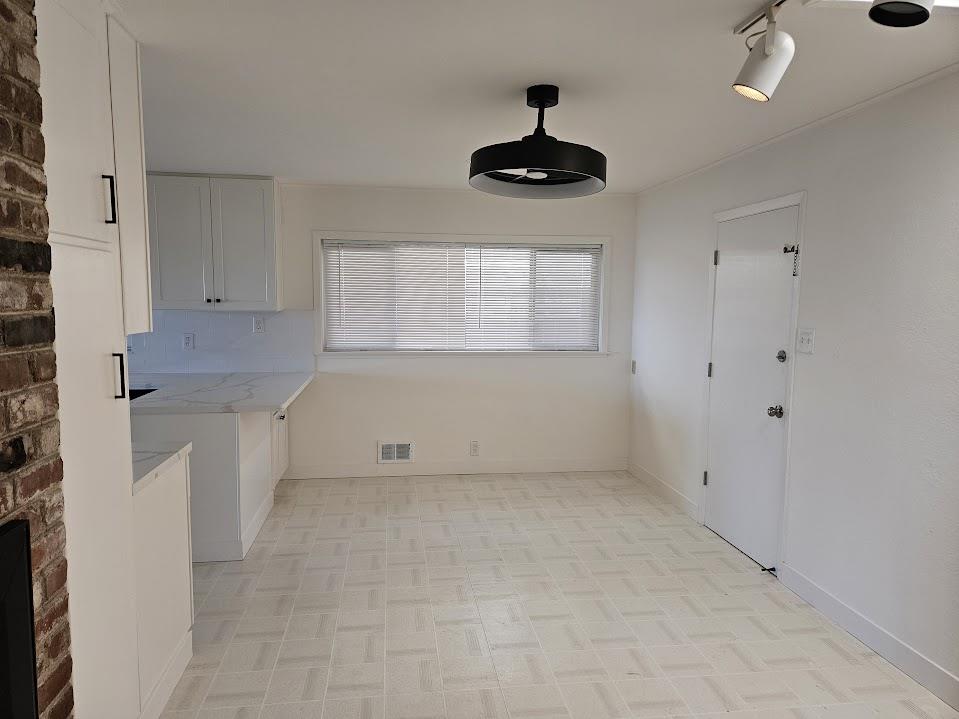 Detail Gallery Image 3 of 23 For 3411 Crestmoor Dr, San Bruno,  CA 94066 - 3 Beds | 2 Baths