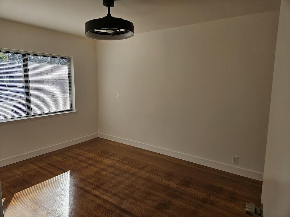 Detail Gallery Image 7 of 23 For 3411 Crestmoor Dr, San Bruno,  CA 94066 - 3 Beds | 2 Baths