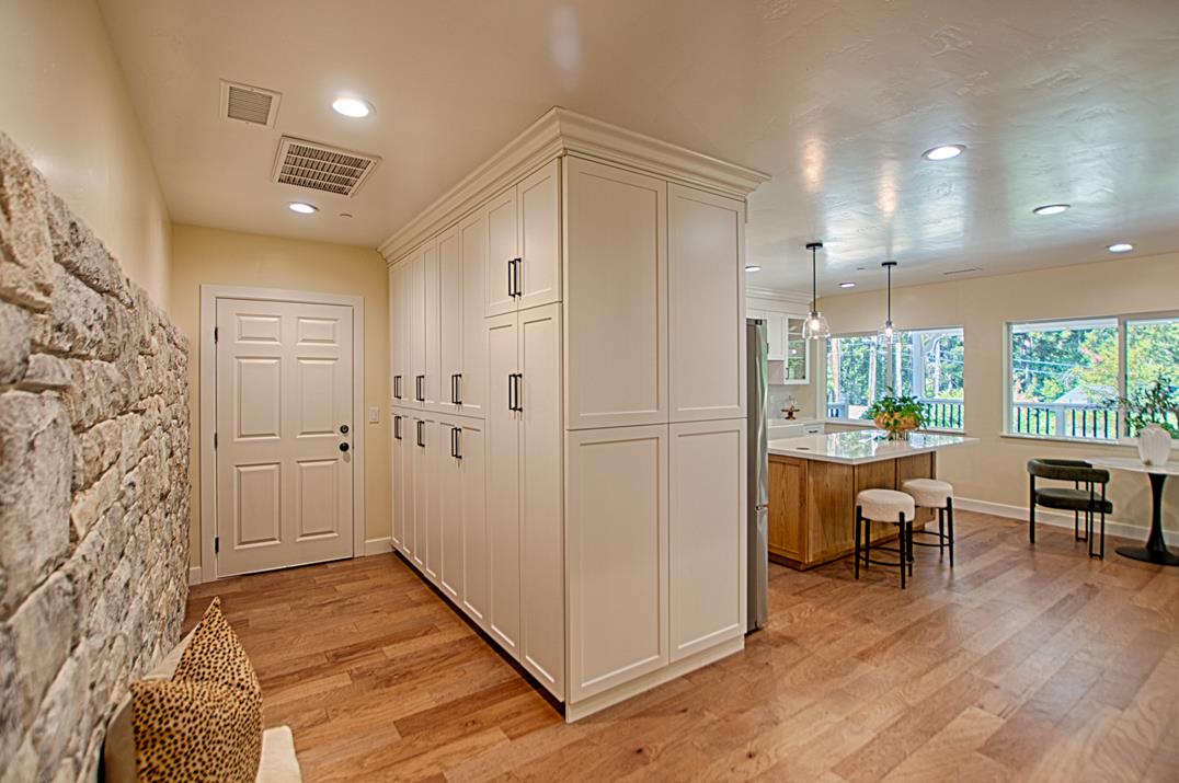 Detail Gallery Image 13 of 40 For 341 Lake Dr, Boulder Creek,  CA 95006 - 4 Beds | 4 Baths