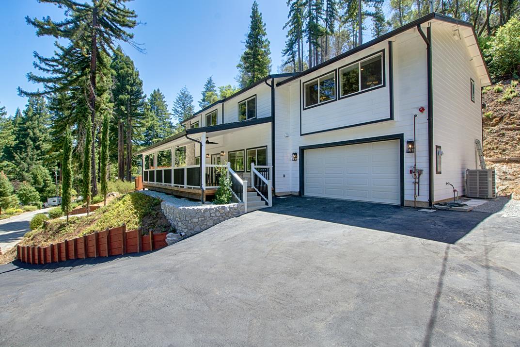 Detail Gallery Image 3 of 40 For 341 Lake Dr, Boulder Creek,  CA 95006 - 4 Beds | 4 Baths