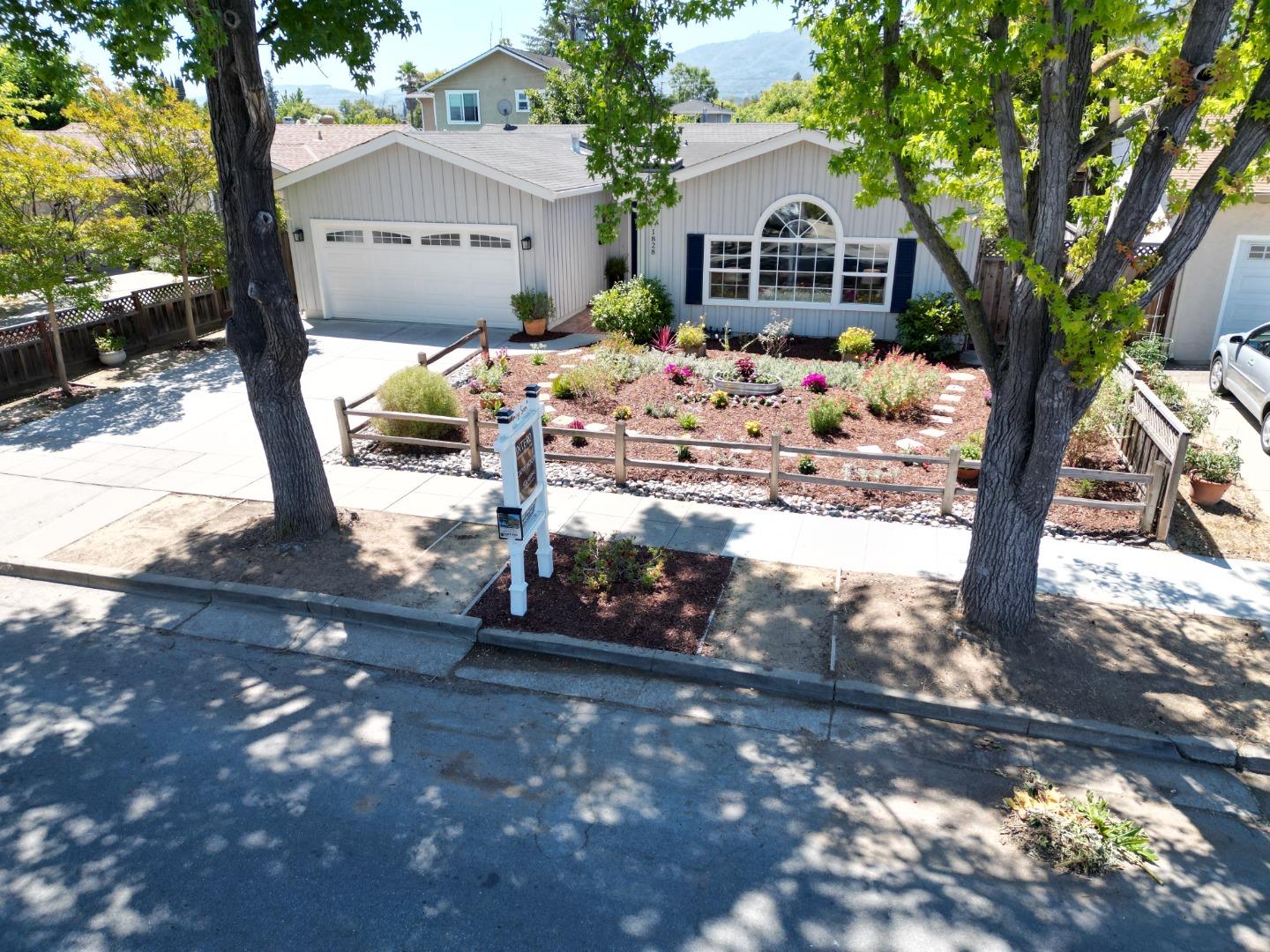 Detail Gallery Image 40 of 41 For 1828 Lencar Way, San Jose,  CA 95124 - 3 Beds | 2 Baths