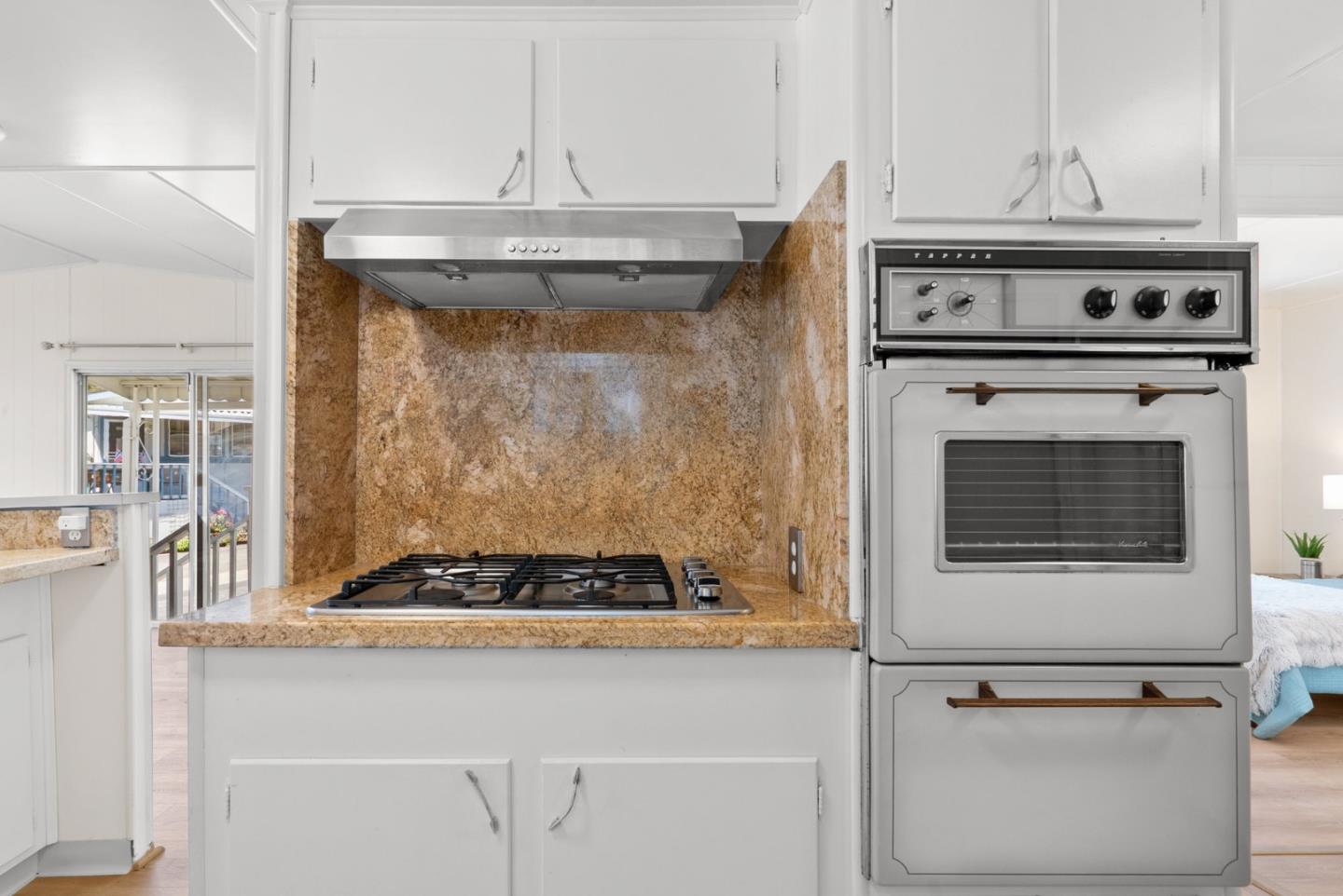 Detail Gallery Image 14 of 36 For 1555 Merrill St #70,  Santa Cruz,  CA 95062 - 2 Beds | 1 Baths