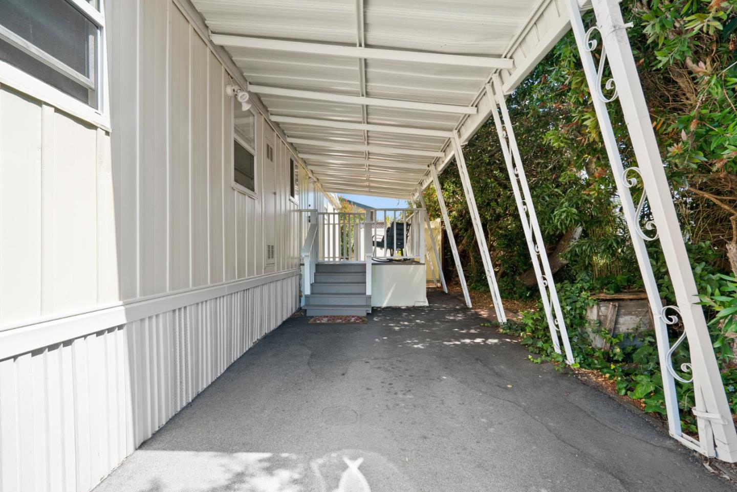 Detail Gallery Image 4 of 36 For 1555 Merrill St #70,  Santa Cruz,  CA 95062 - 2 Beds | 1 Baths