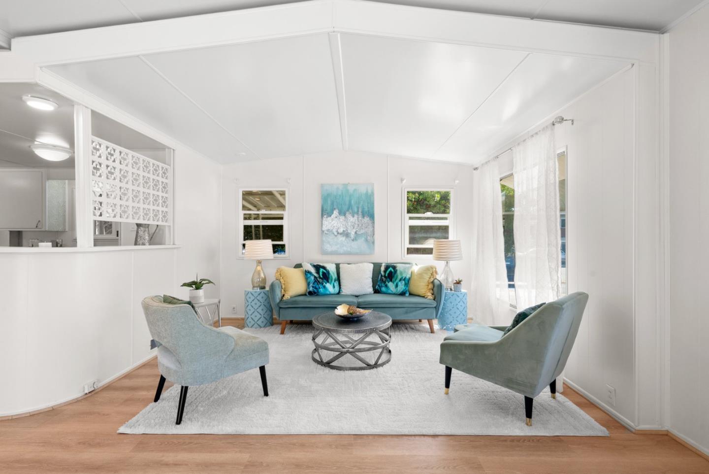 Detail Gallery Image 5 of 36 For 1555 Merrill St #70,  Santa Cruz,  CA 95062 - 2 Beds | 1 Baths