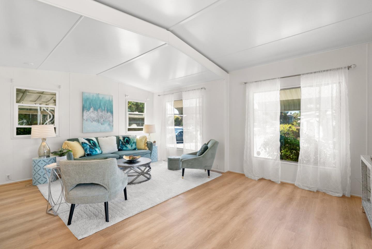 Detail Gallery Image 6 of 36 For 1555 Merrill St #70,  Santa Cruz,  CA 95062 - 2 Beds | 1 Baths
