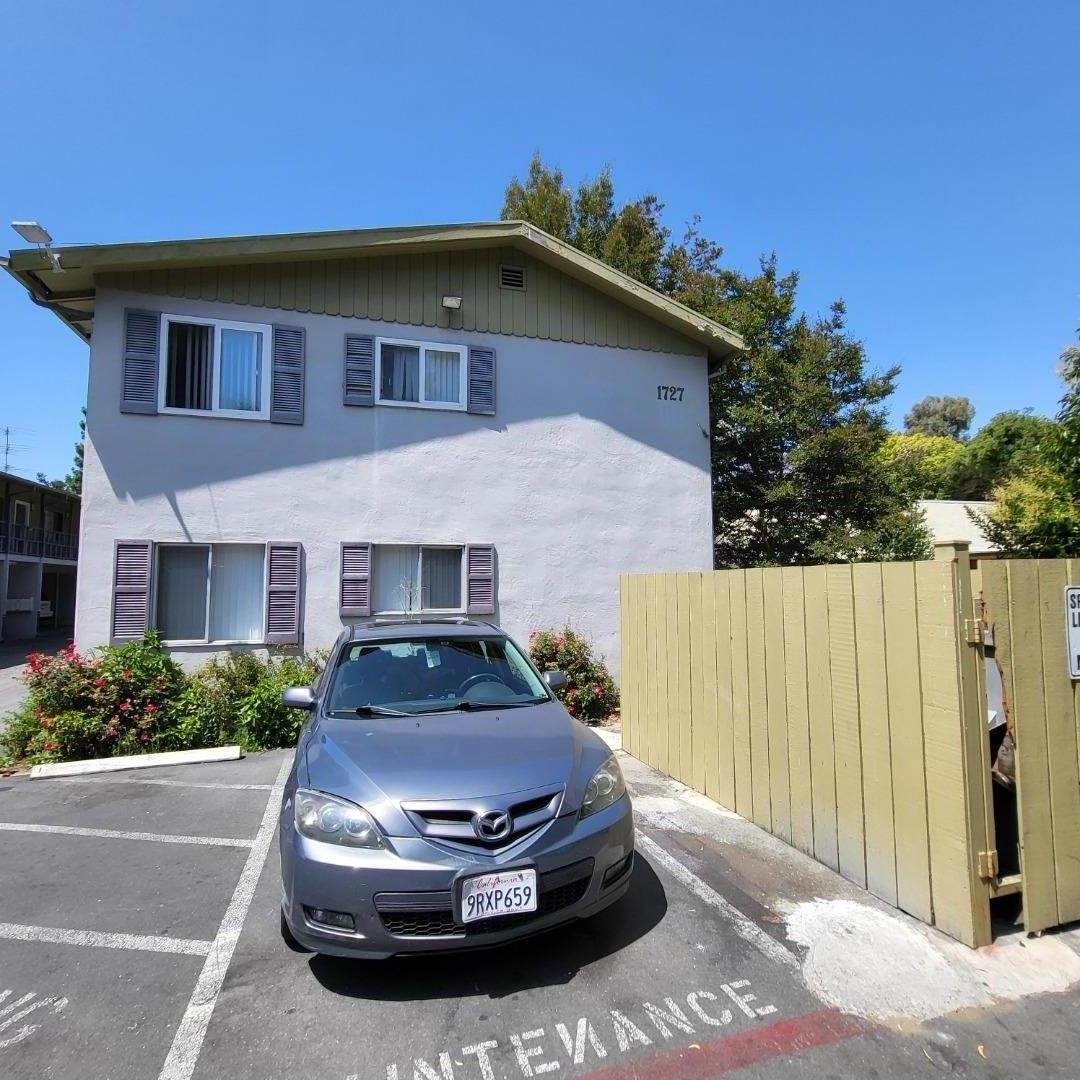 Detail Gallery Image 10 of 14 For 1721-1729 Woodland Ave, East Palo Alto,  CA 94303 - – Beds | – Baths