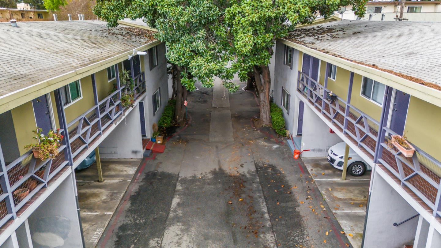 Detail Gallery Image 11 of 14 For 1721-1729 Woodland Ave, East Palo Alto,  CA 94303 - – Beds | – Baths