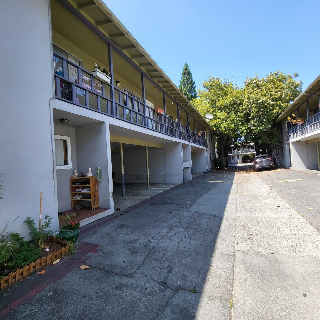 Detail Gallery Image 6 of 14 For 1721-1729 Woodland Ave, East Palo Alto,  CA 94303 - – Beds | – Baths