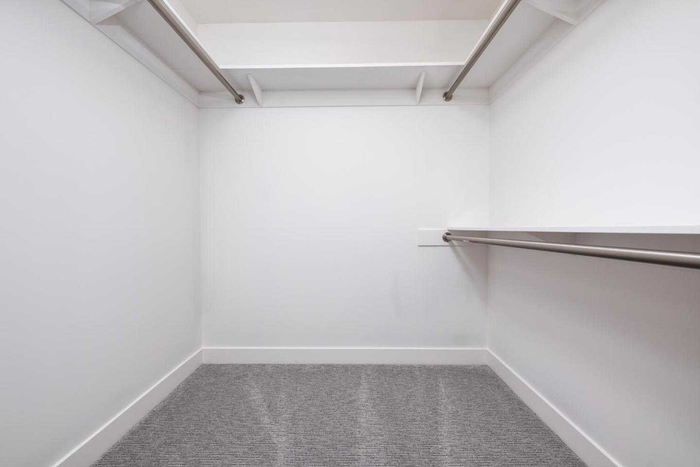 Detail Gallery Image 12 of 21 For 9 Inner Cir, Redwood City,  CA 94062 - 3 Beds | 2 Baths