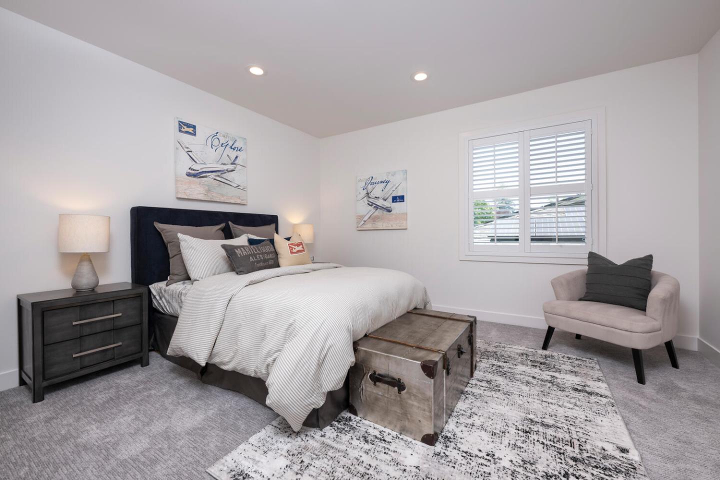 Detail Gallery Image 14 of 21 For 9 Inner Cir, Redwood City,  CA 94062 - 3 Beds | 2 Baths