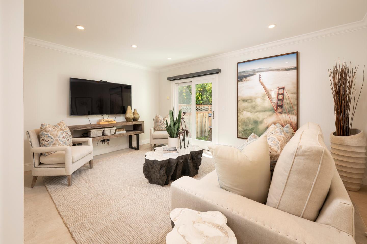 Detail Gallery Image 11 of 26 For 437 Turner Ter, San Mateo,  CA 94401 - 4 Beds | 3/1 Baths